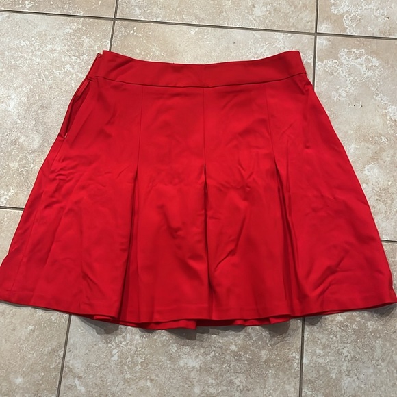 🌸 NWT  ELOQUII Sz 16 red pleated mid size skirt - Picture 4 of 6
